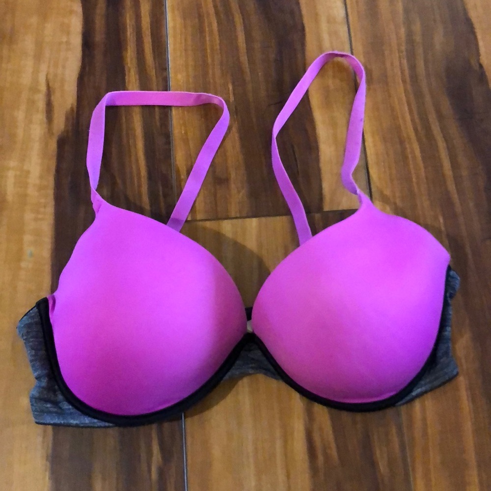 “Wear everywhere push up” PINK bra